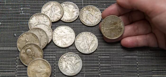 Реставрация «убитых» медных монет и патинирование монет. Чем чистить монеты.